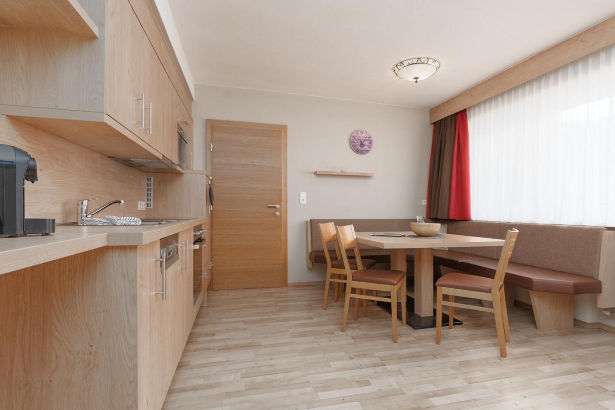 Appartement Oskar Сьолден Екстериор снимка